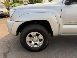 2006 Toyota Tacoma PreRunner V6