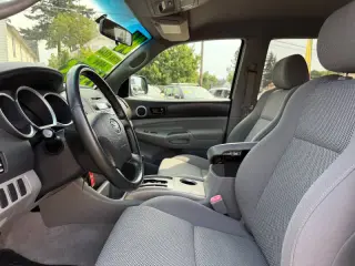 2006 Toyota Tacoma PreRunner V6
