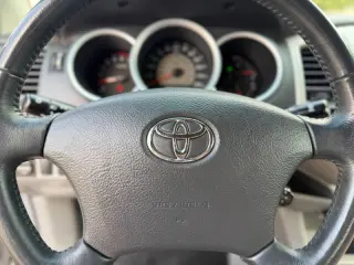 2006 Toyota Tacoma PreRunner V6