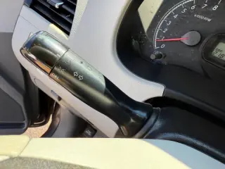 2012 Toyota Sienna LE 7-Passenger Auto Access Seat