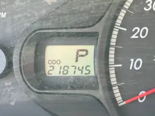 2012 Toyota Sienna LE 7-Passenger Auto Access Seat