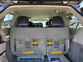 2012 Toyota Sienna LE 7-Passenger Auto Access Seat