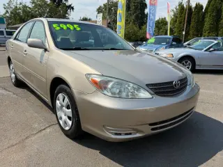 2004 Toyota Camry LE