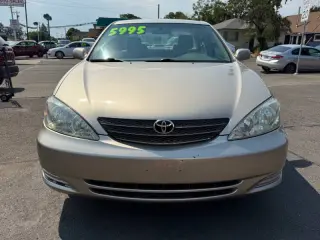 2004 Toyota Camry LE