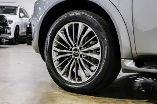 2018 INFINITI QX80 