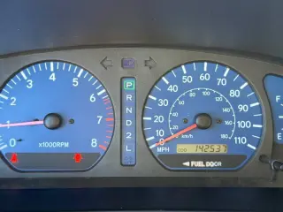 2001 Toyota Sienna LE