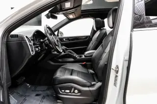 2021 Porsche Cayenne 