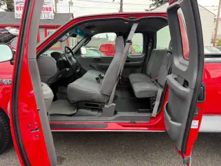 2003 Ford F-150 XL