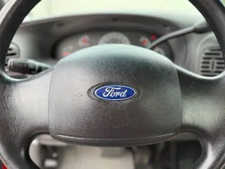 2003 Ford F-150 XL
