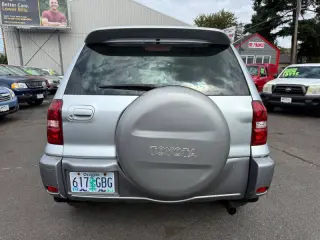 2004 Toyota RAV4