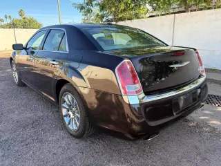2012 Chrysler 300 Limited