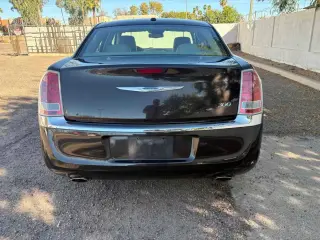 2012 Chrysler 300 Limited