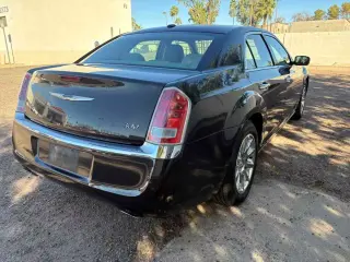 2012 Chrysler 300 Limited