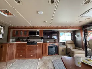 2017 Winnebago Sightseer 35G