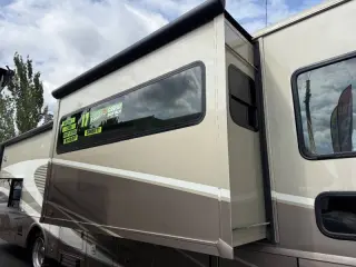 2017 Winnebago Sightseer 35G