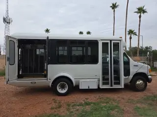 2005 Ford Econoline Commercial Cutaway