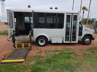 2005 Ford Econoline Commercial Cutaway