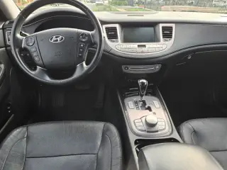 2012 Hyundai Genesis
