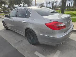 2012 Hyundai Genesis