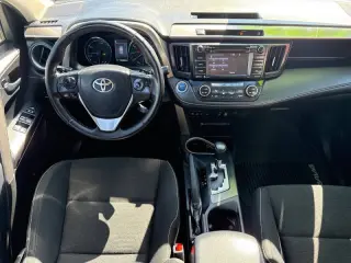 2016 Toyota RAV4 Hybrid XLE