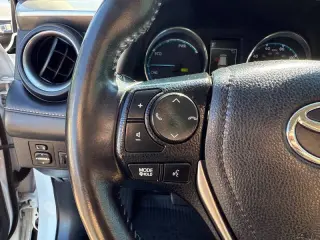 2016 Toyota RAV4 Hybrid XLE