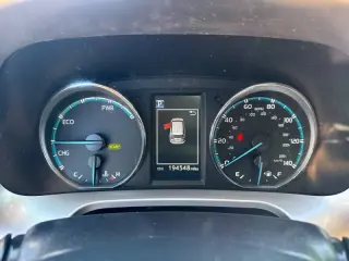 2016 Toyota RAV4 Hybrid XLE