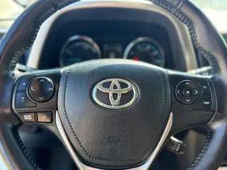 2016 Toyota RAV4 Hybrid XLE