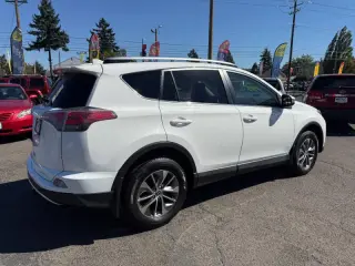 2016 Toyota RAV4 Hybrid XLE