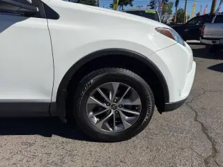 2016 Toyota RAV4 Hybrid XLE