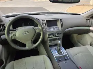 2013 INFINITI G37 Sedan Journey