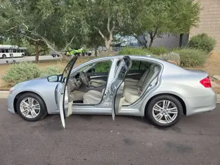 2013 INFINITI G37 Sedan Journey