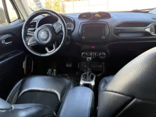 2017 Jeep Renegade Deserthawk