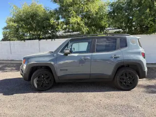 2017 Jeep Renegade Deserthawk