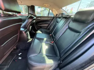 2015 Chrysler 300 Limited