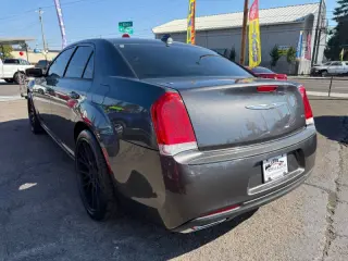 2015 Chrysler 300 Limited