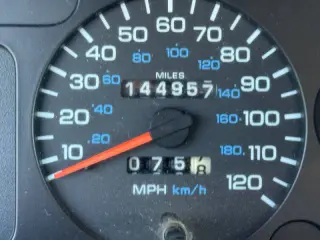 1997 Dodge Ram 3500 Laramie SLT