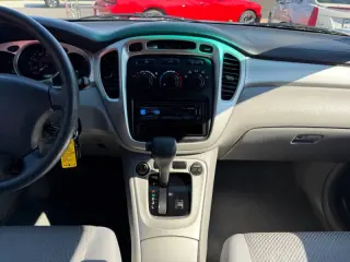 2004 Toyota Highlander