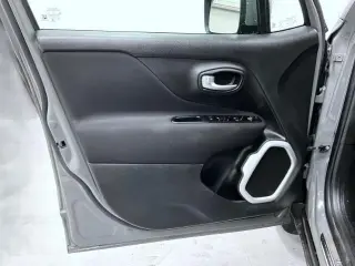 Jeep Renegade 2021 4x4 Latitude 4dr SUV