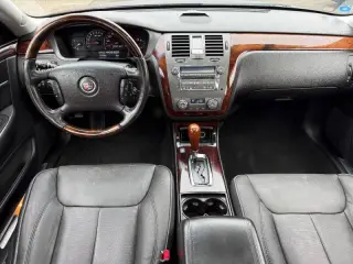 2009 Cadillac DTS Luxury 6-Passenger