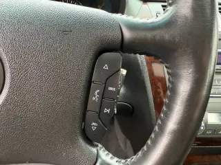 2009 Cadillac DTS Luxury 6-Passenger