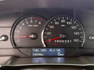 2009 Cadillac DTS Luxury 6-Passenger