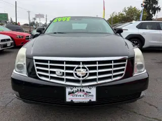 2009 Cadillac DTS Luxury 6-Passenger