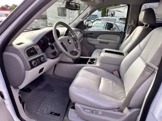 2013 Chevrolet Suburban LT