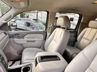 2013 Chevrolet Suburban LT
