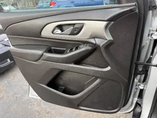 2018 Chevrolet Traverse LS