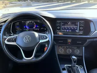 Volkswagen Jetta 2024 S 4dr Sedan 8A