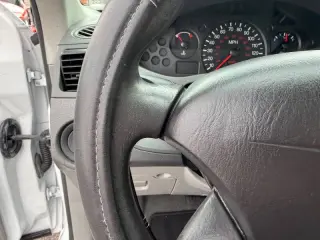 2005 Ford Focus ZX4 S
