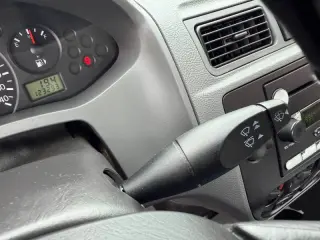 2005 Ford Focus ZX4 S