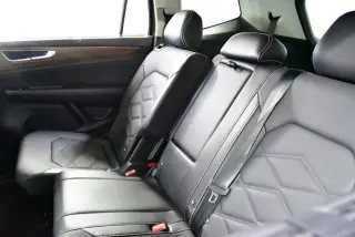 Volkswagen Atlas 2025 SE 4dr SUV w/Technology