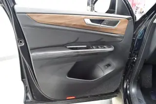 Volkswagen Atlas 2025 SE 4dr SUV w/Technology